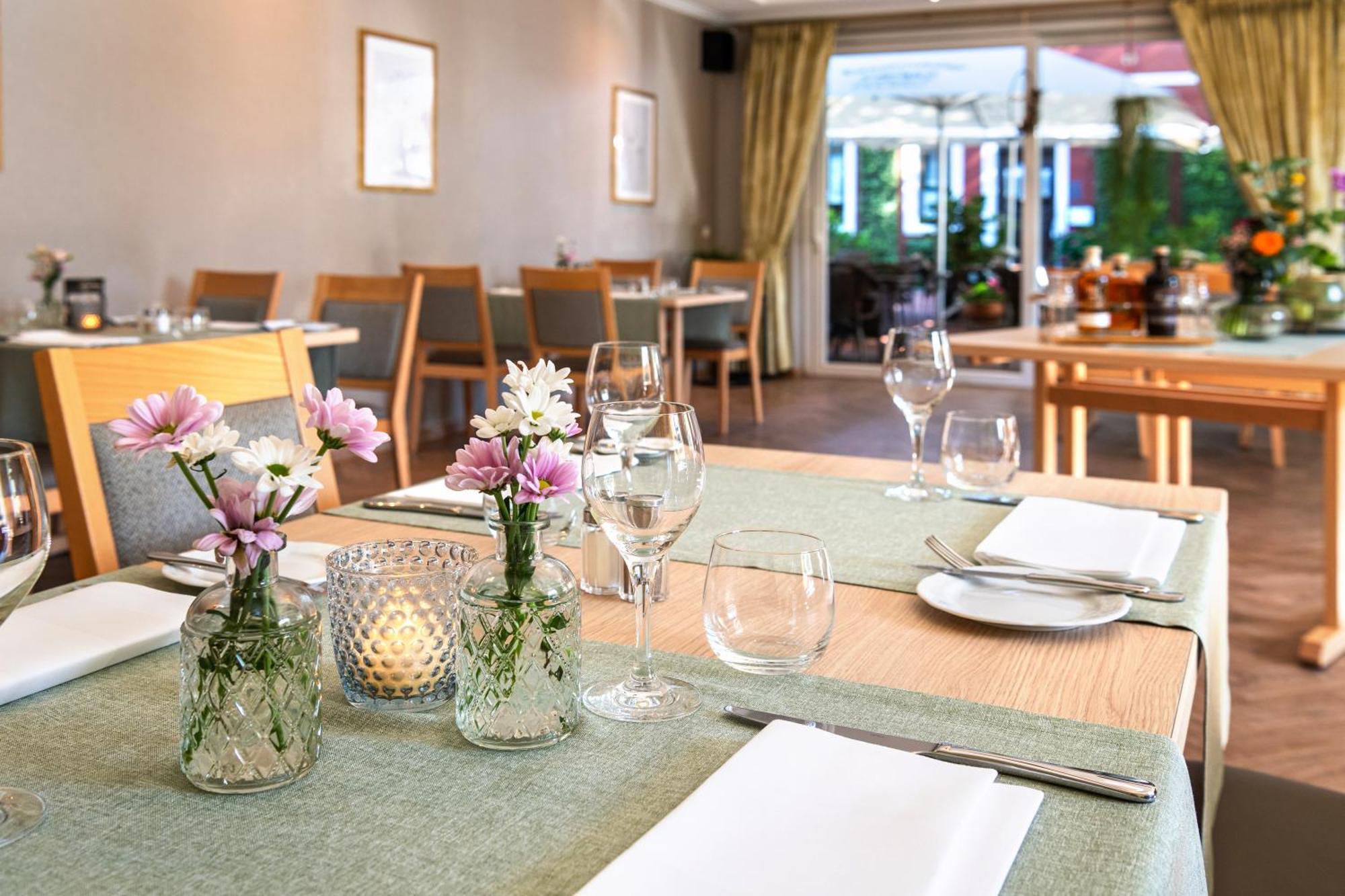 Hotel Restaurant "Zur Post" Holdorf Exterior foto